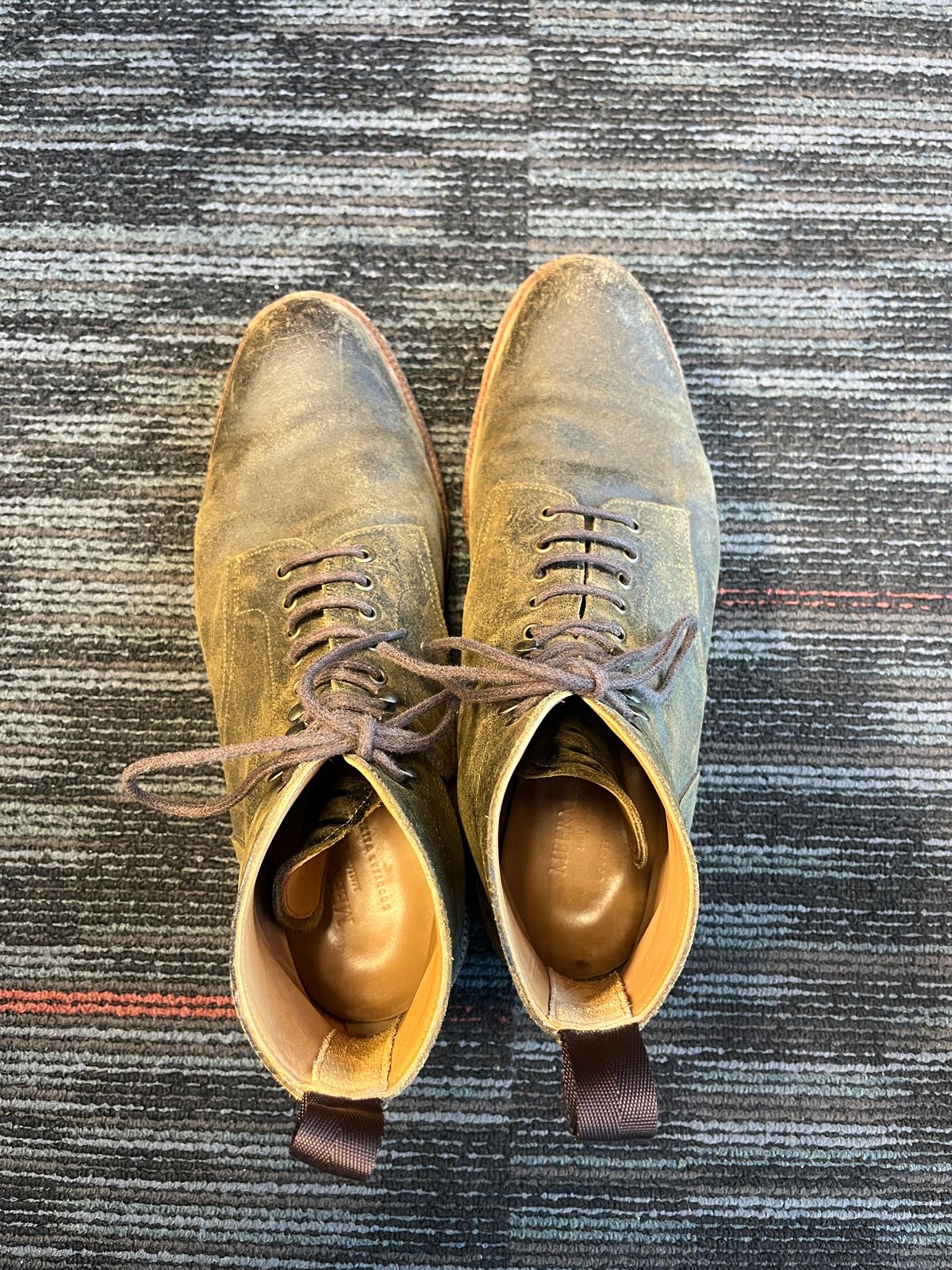 Photo by mjones15 on April 5, 2024 of the Meermin Service Boot in C.F. Stead Leaf Green Waxy Commander Suede.