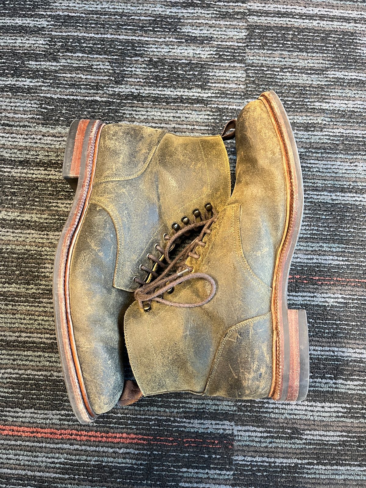 Photo by mjones15 on April 5, 2024 of the Meermin Service Boot in C.F. Stead Leaf Green Waxy Commander Suede.