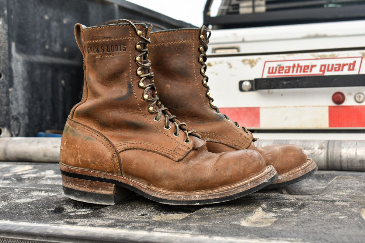 Photo by whitecollardropout on September 27, 2023 of the Drew's Boots 8" Workboot in Rowdy Smooth.