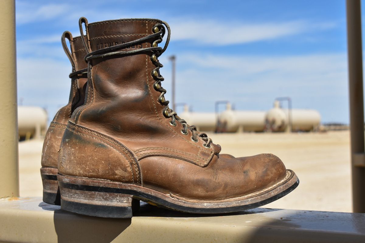 Photo by whitecollardropout on March 2, 2024 of the Drew's Boots 8" Workboot in Rowdy Smooth.