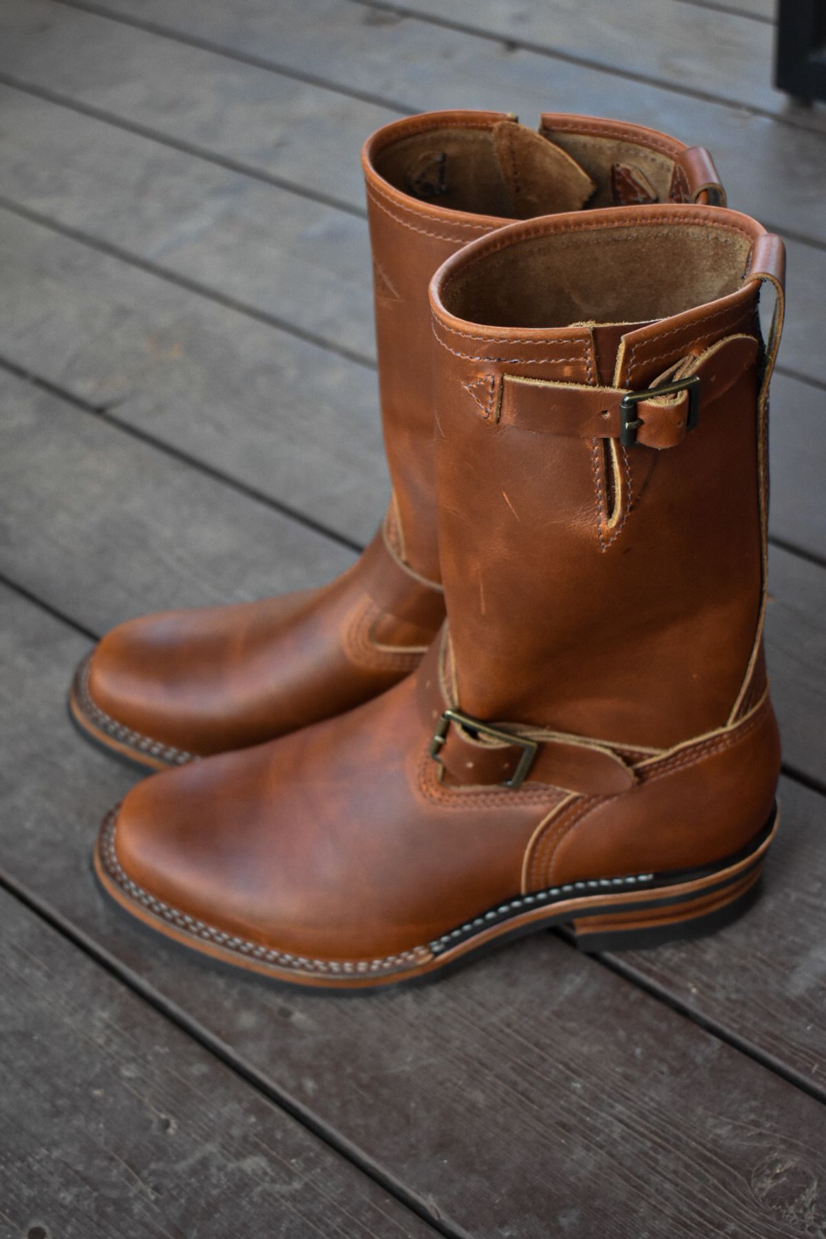Photo by whitecollardropout on February 8, 2023 of the Wesco Boss Engineer Boot in Seidel British Tan Domain.