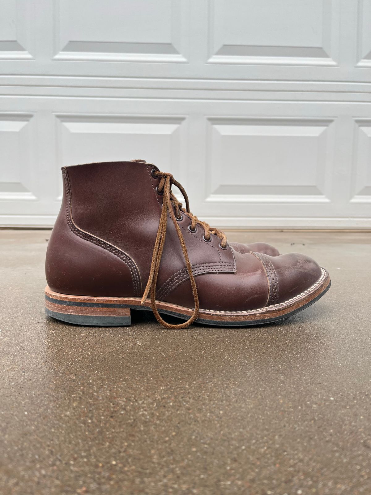 Photo by udi on December 4, 2022 of the Viberg Boondocker BCT in Horween Pigment Brown Workshoe Butt.
