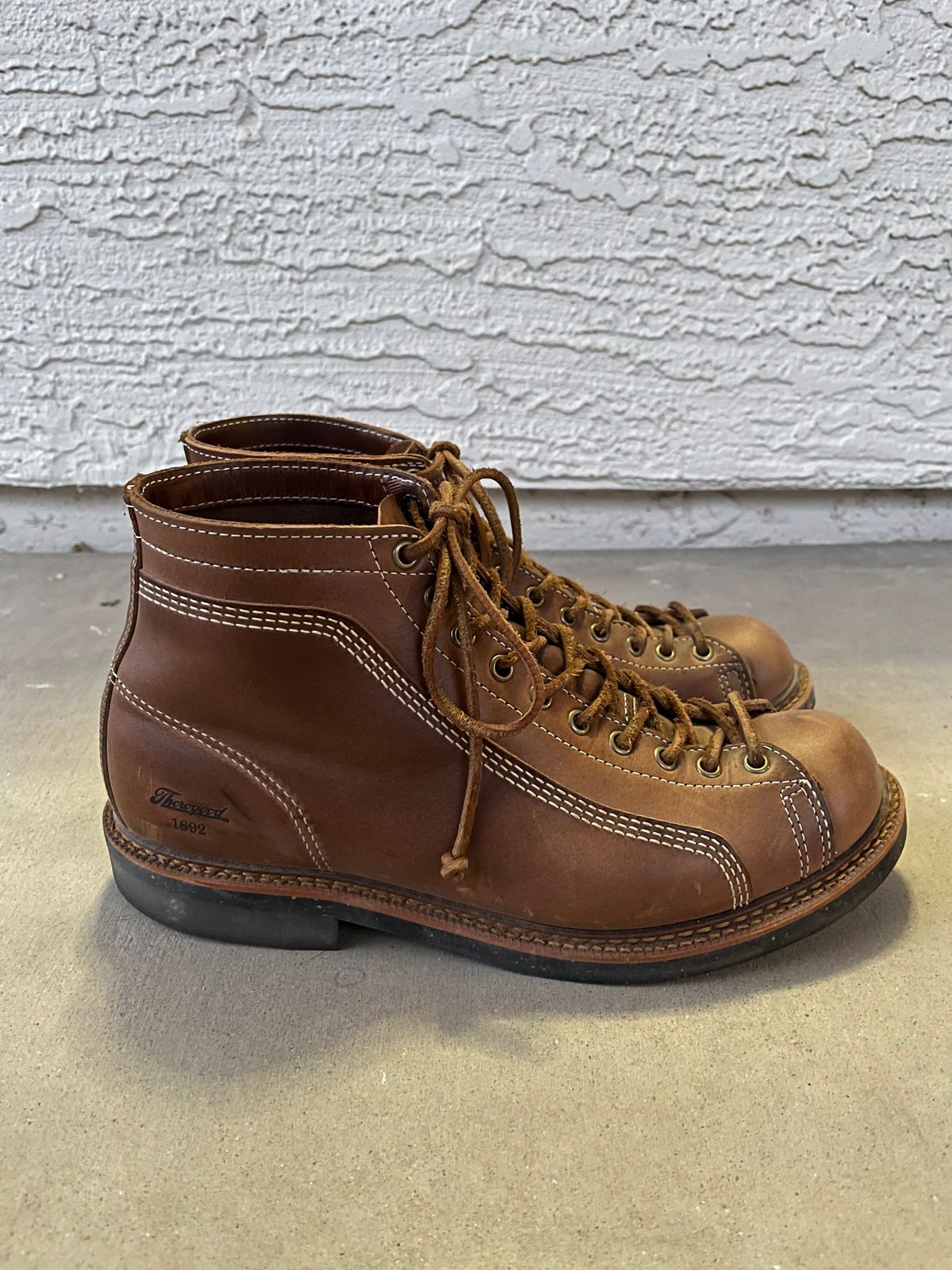 Photo by udi on March 6, 2025 of the Thorogood 1892 Portage in Horween Natural Chromexcel.