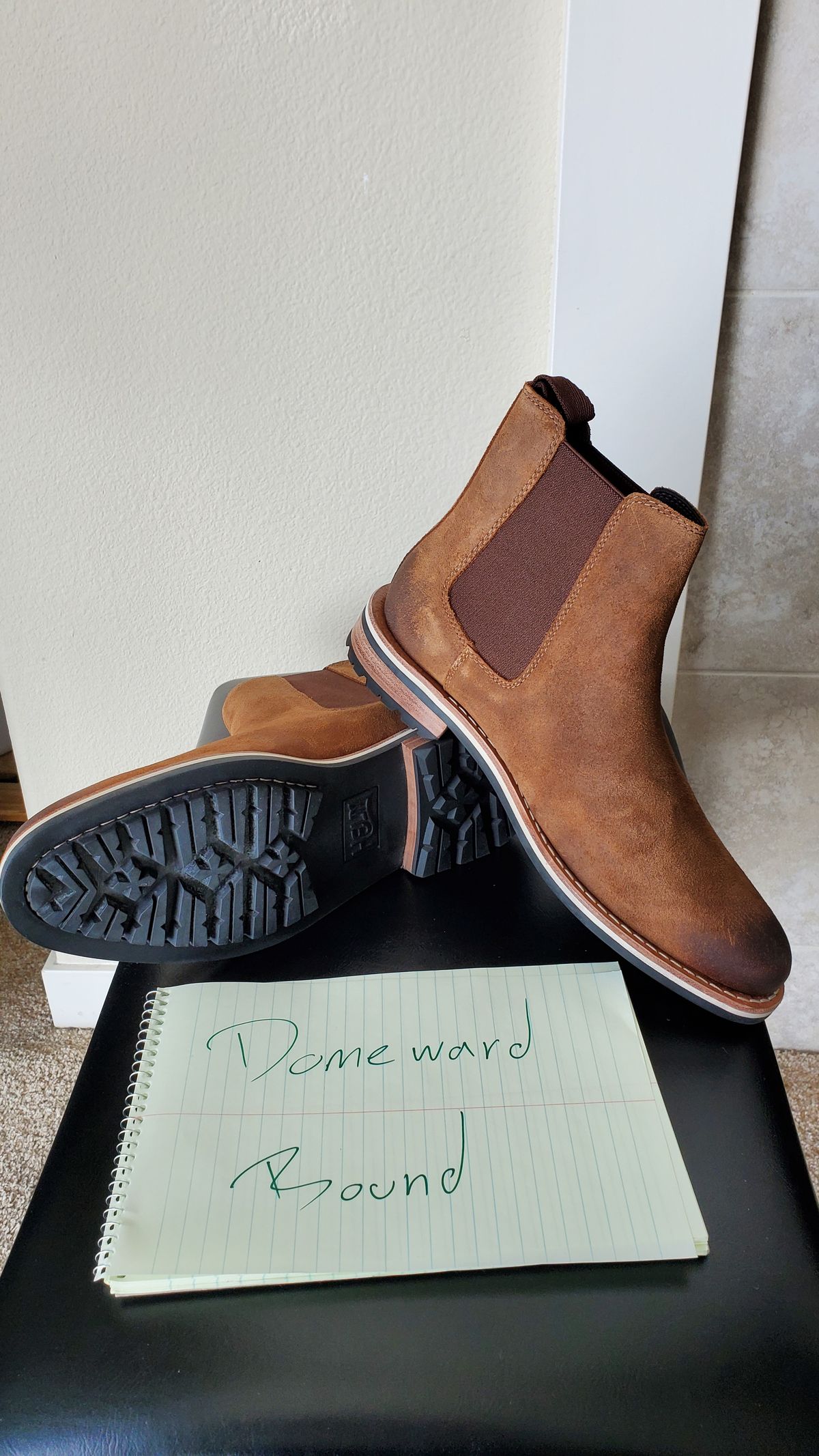 Photo by Moist_Nugget_M38 on October 1, 2023 of the HELM Boots The Finn in Sienna Rusan Waxed Suede.