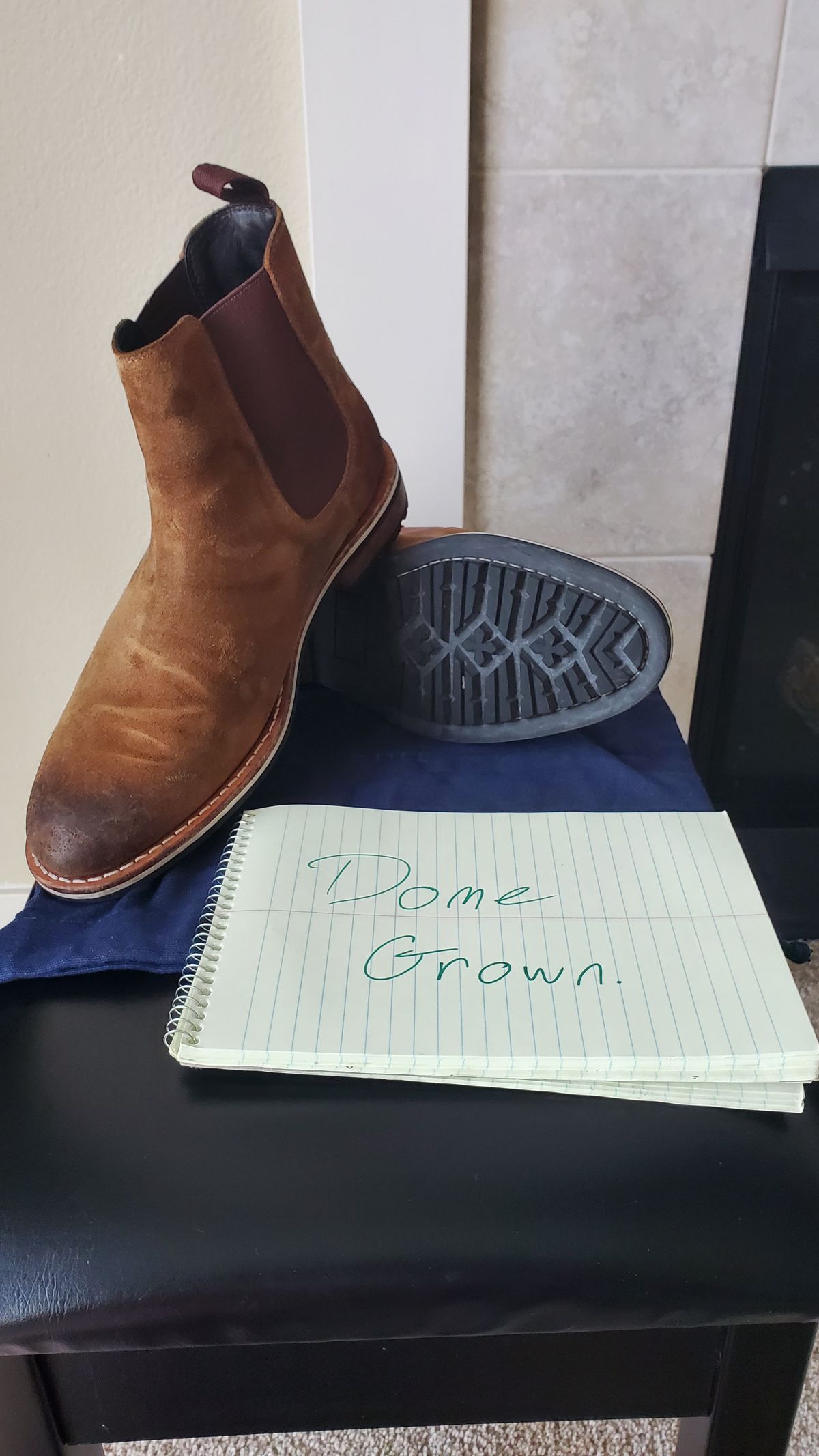 Photo by Moist_Nugget_M38 on November 4, 2023 of the HELM Boots The Finn in Sienna Rusan Waxed Suede.