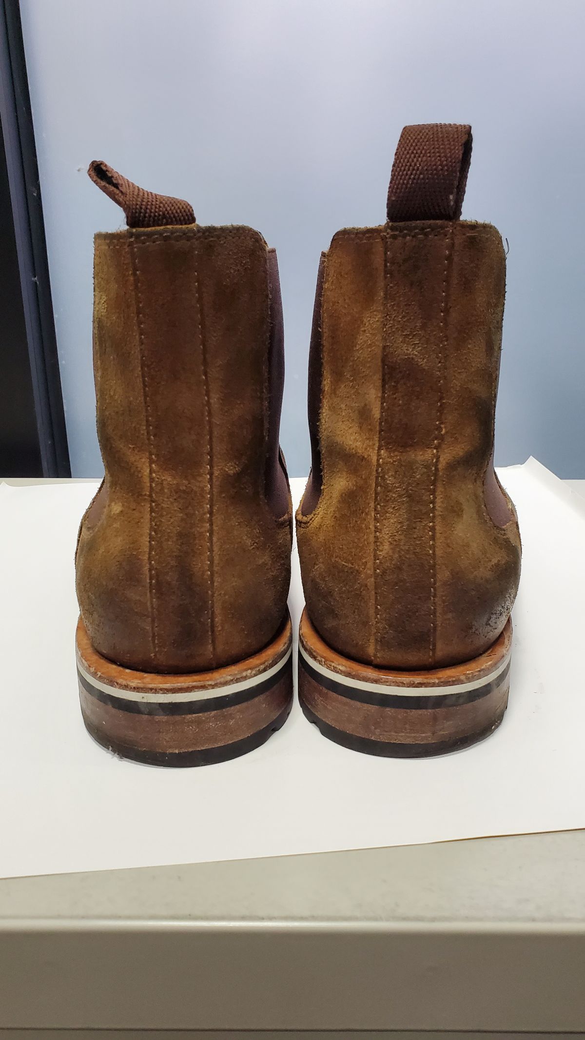 Photo by Moist_Nugget_M38 on December 5, 2023 of the HELM Boots The Finn in Sienna Rusan Waxed Suede.