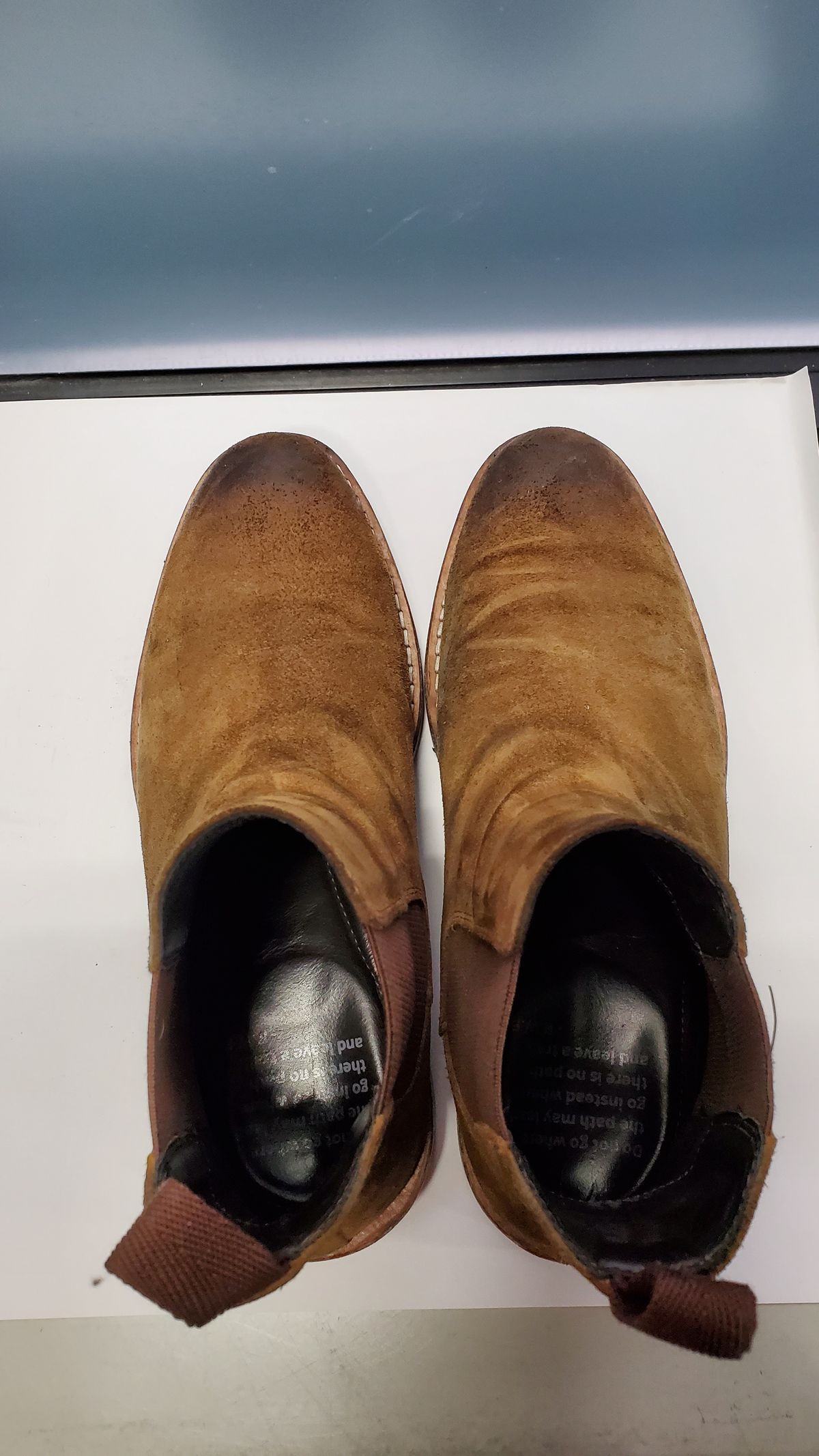 Photo by Moist_Nugget_M38 on December 5, 2023 of the HELM Boots The Finn in Sienna Rusan Waxed Suede.