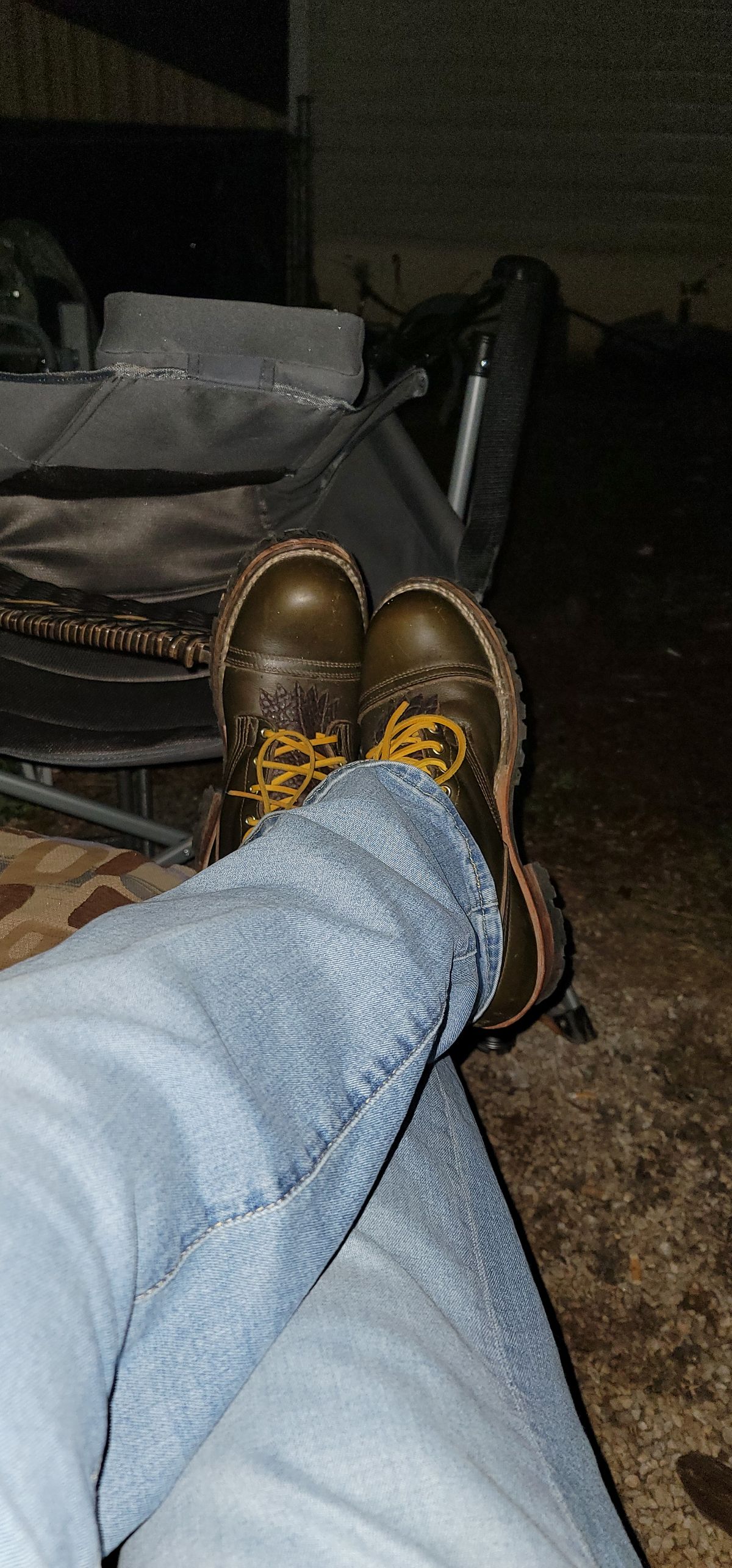 Photo by BigfootWilly on December 15, 2024 of the Nicks Handmade Boots Urban Logger in Shackelton Greener Pastures.
