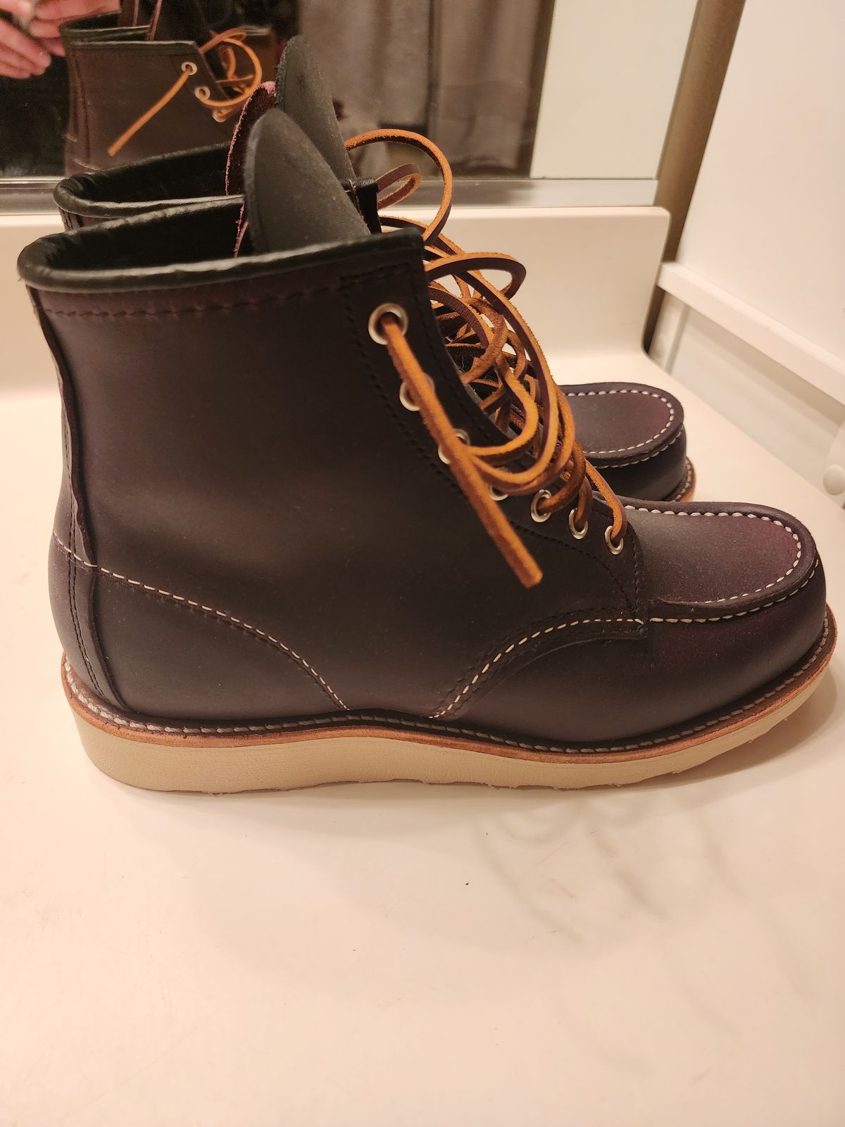 Photo by jagonzz on October 1, 2023 of the Red Wing 6-Inch Classic Moc in S.B. Foot Black Cherry Excalibur.