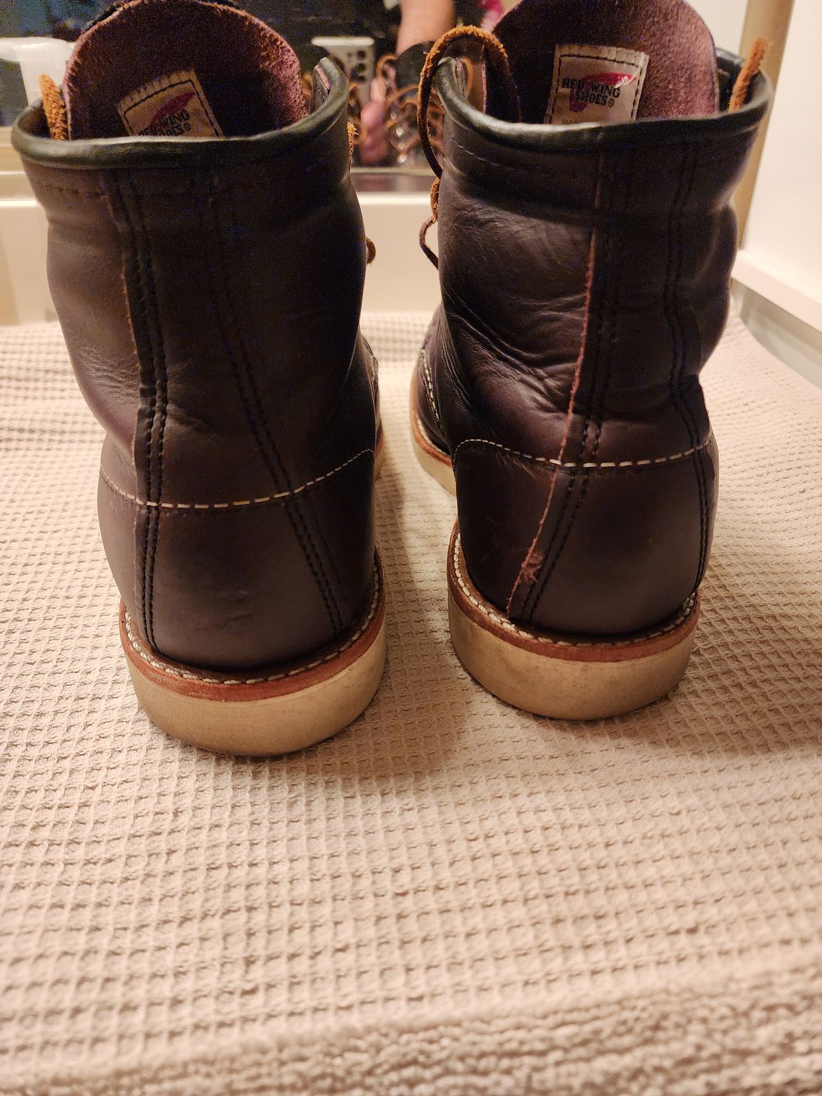 Photo by jagonzz on January 6, 2024 of the Red Wing 6-Inch Classic Moc in S.B. Foot Black Cherry Excalibur.