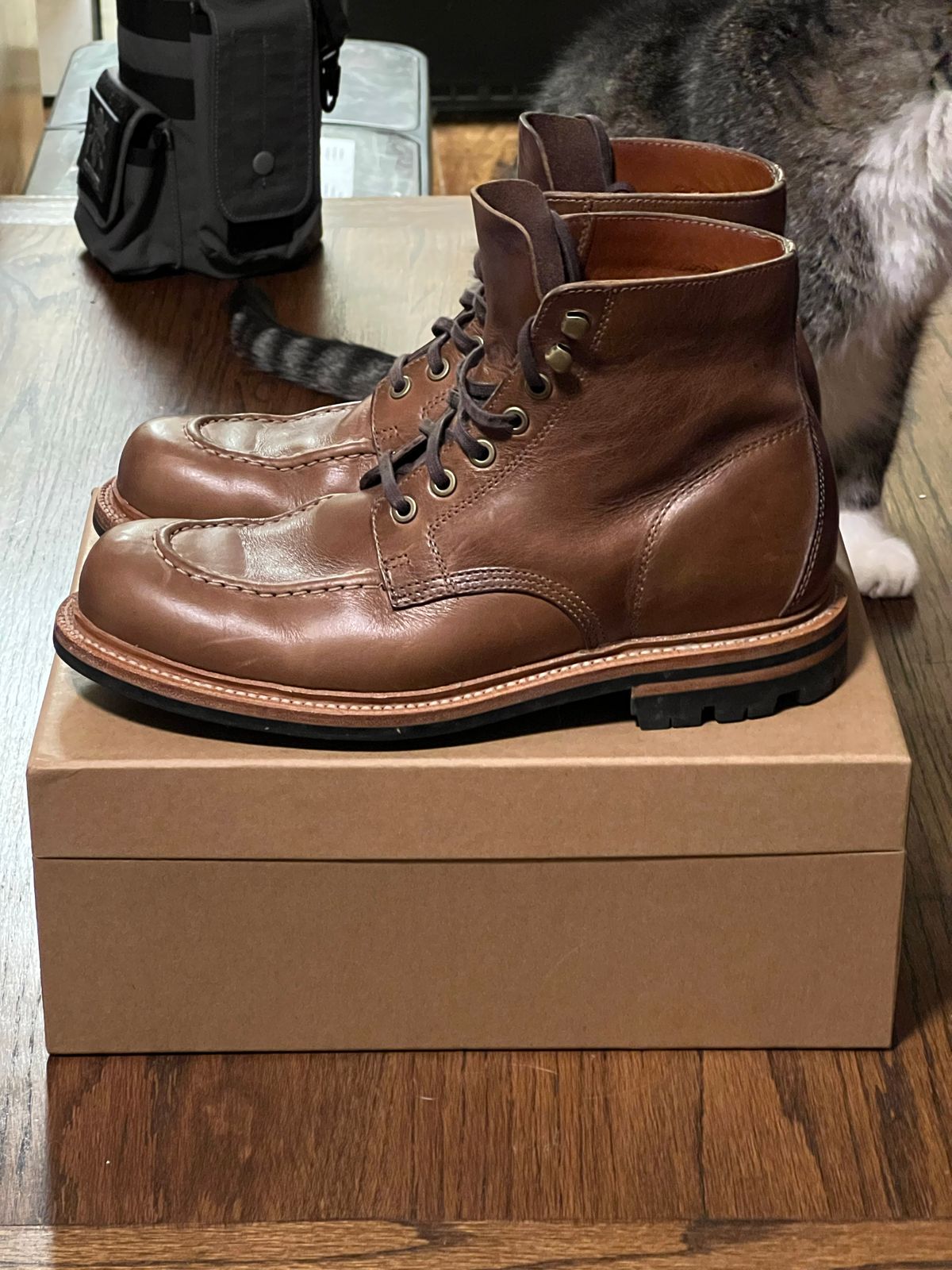 Photo by thepugilist on December 3, 2022 of the Grant Stone Brass Boot in Horween Dune Chromexcel.
