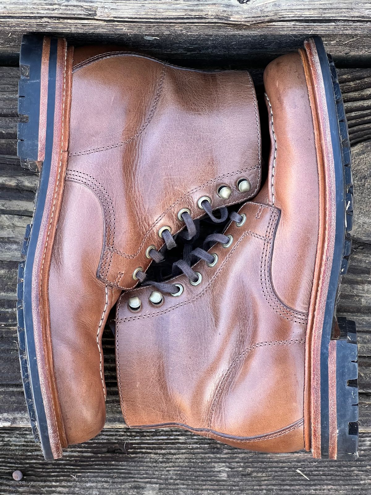 Photo by thepugilist on January 4, 2023 of the Grant Stone Brass Boot in Horween Dune Chromexcel.