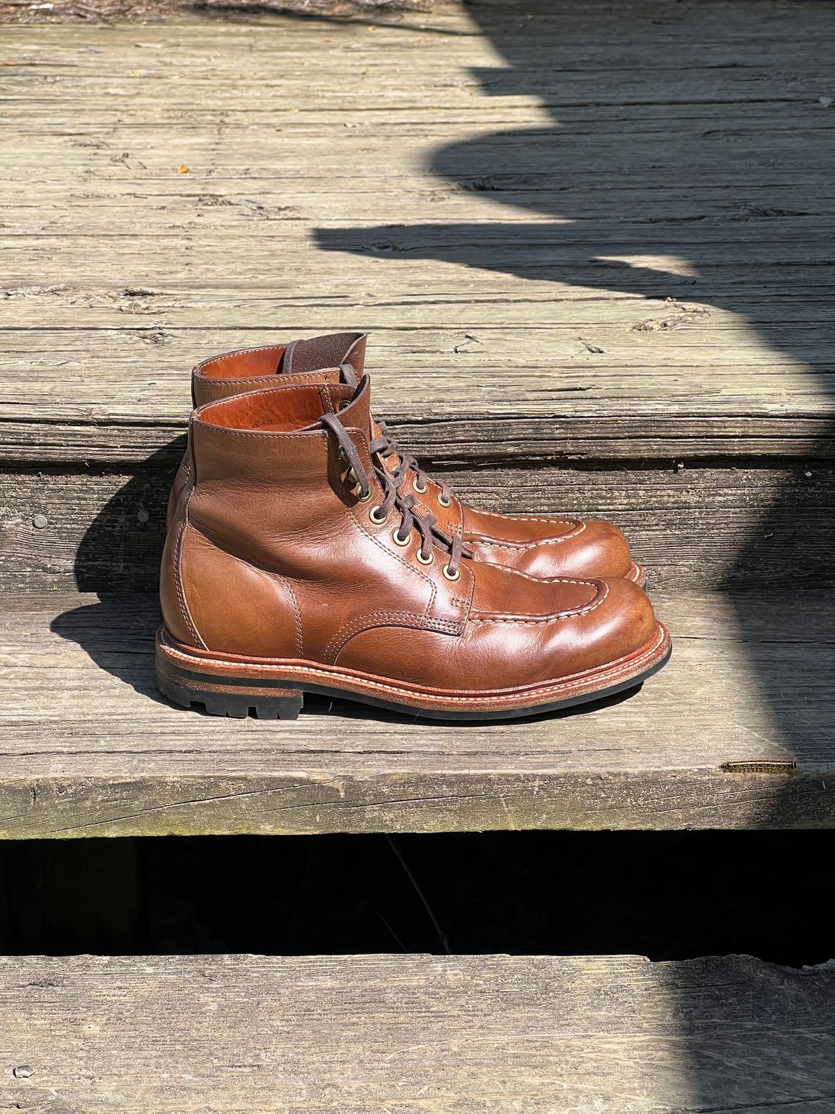 Photo by thepugilist on April 2, 2023 of the Grant Stone Brass Boot in Horween Dune Chromexcel.