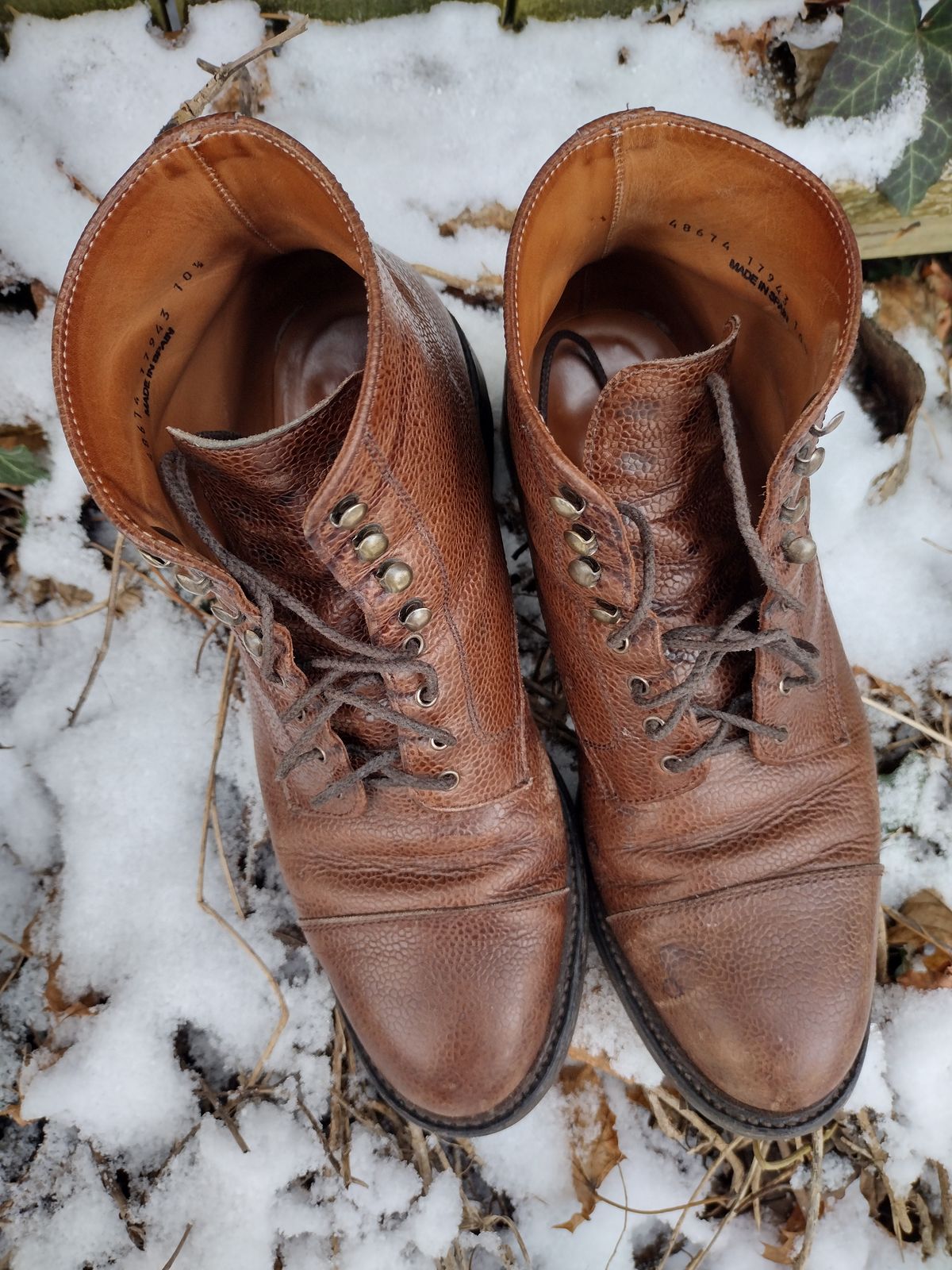 Photo by BenCh0074 on January 2, 2025 of the Caswell Boot Company Wilson in Du Puy Dark Brown Country Calf.