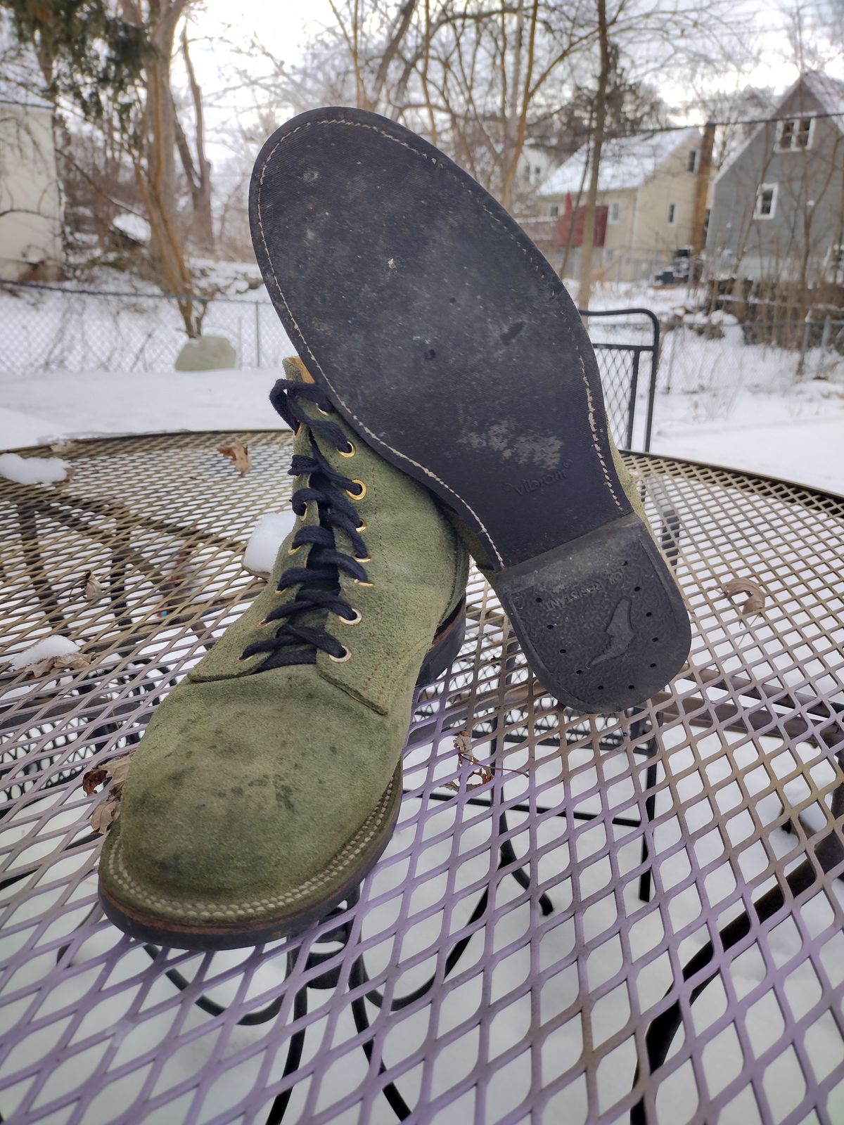 Photo by BenCh0074 on January 2, 2026 of the Oldspeed MFG Service Boot 6” in Law Tannery Avocado Suede.
