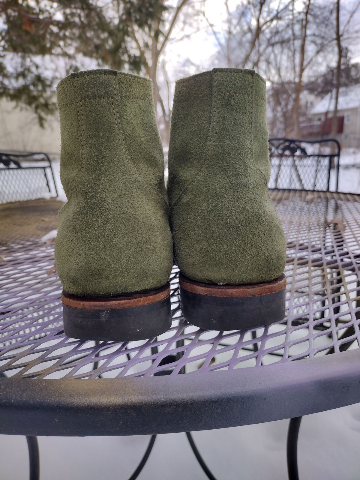Photo by BenCh0074 on January 2, 2026 of the Oldspeed MFG Service Boot 6” in Law Tannery Avocado Suede.