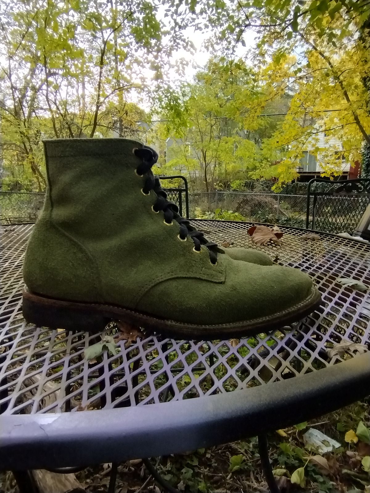 Photo by BenCh0074 on November 1, 2025 of the Oldspeed Service Boot 6” in Law Tannery Avocado Suede.