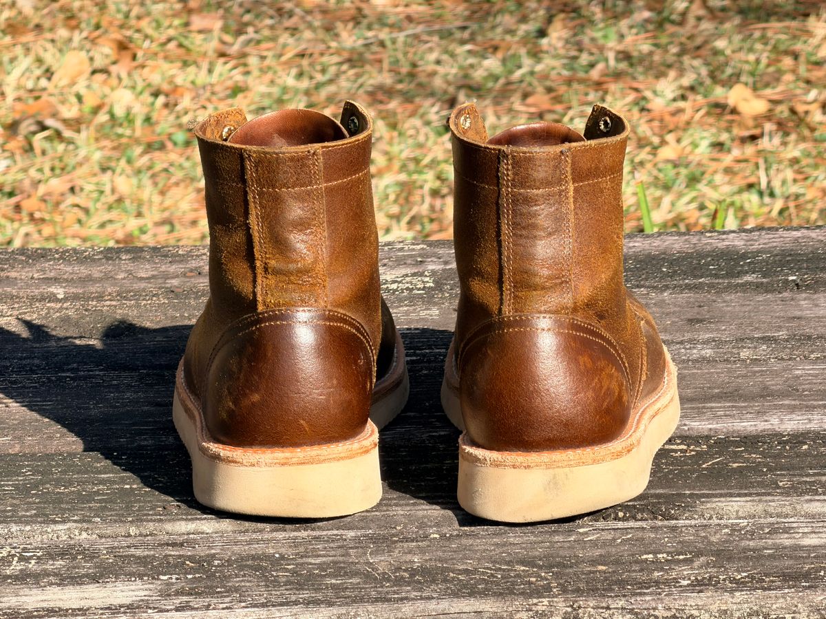 Photo by ShawnParr on January 4, 2026 of the Oak Street Bootmakers Trench Boot in Horween Cinnamon Waxed Flesh.