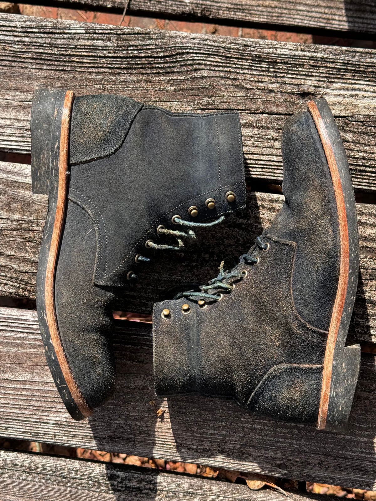 Photo by ShawnParr on December 3, 2023 of the Oak Street Bootmakers Trench Boot in Horween Natural Indigo Chromexcel Roughout.