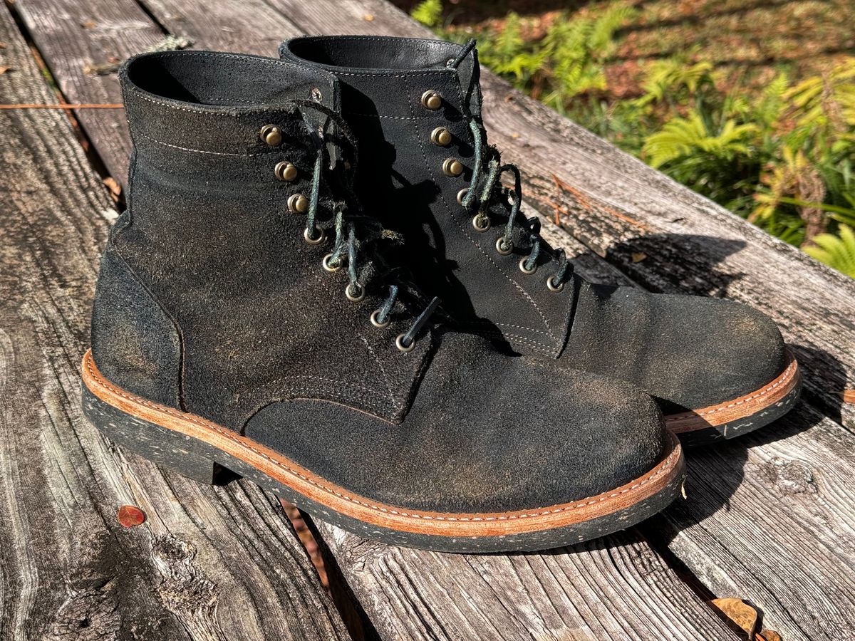 Photo by ShawnParr on December 3, 2023 of the Oak Street Bootmakers Trench Boot in Horween Natural Indigo Chromexcel Roughout.