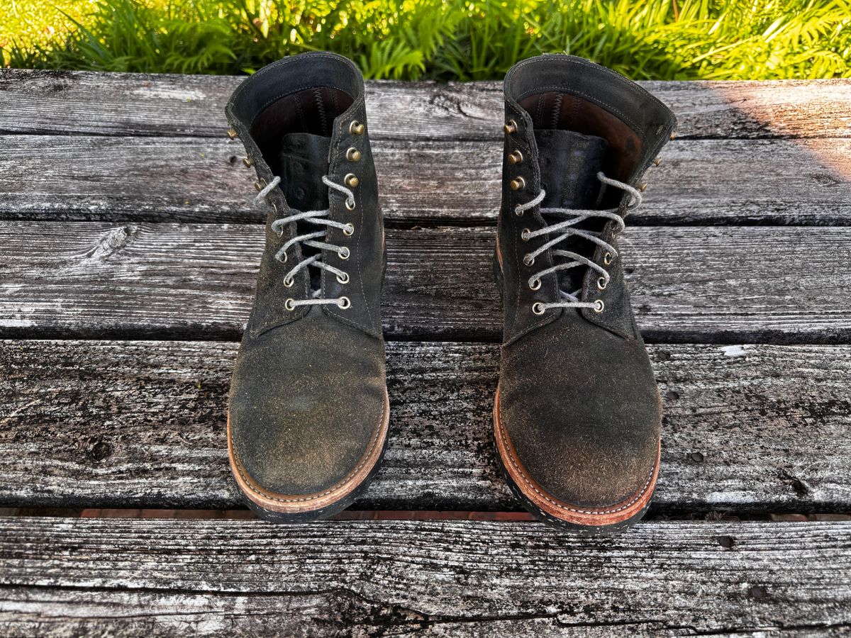 Photo by ShawnParr on April 2, 2024 of the Oak Street Bootmakers Trench Boot in Horween Natural Indigo Chromexcel Roughout.