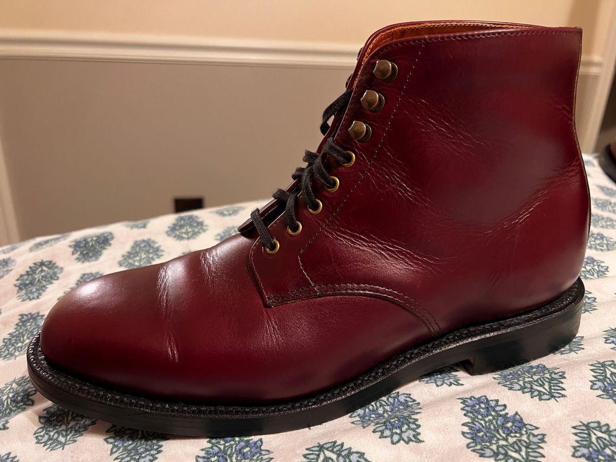 Photo by ShawnParr on July 25, 2023 of the Grant Stone Edward Boot in Horween Color 8 Chromexcel.