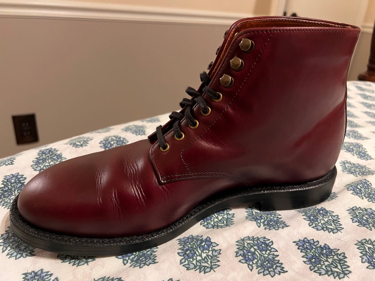 Photo by ShawnParr on July 25, 2023 of the Grant Stone Edward Boot in Horween Color 8 Chromexcel.