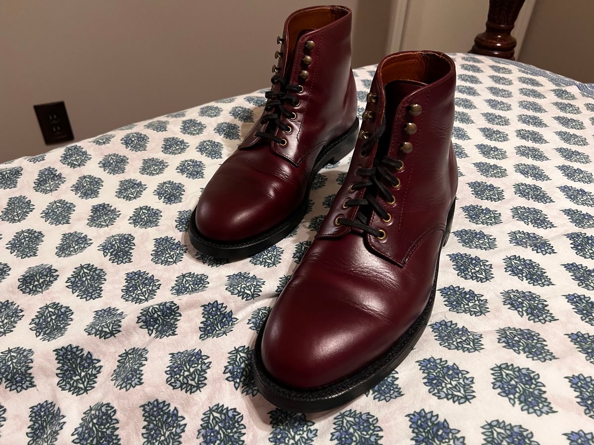 Photo by ShawnParr on July 25, 2023 of the Grant Stone Edward Boot in Horween Color 8 Chromexcel.