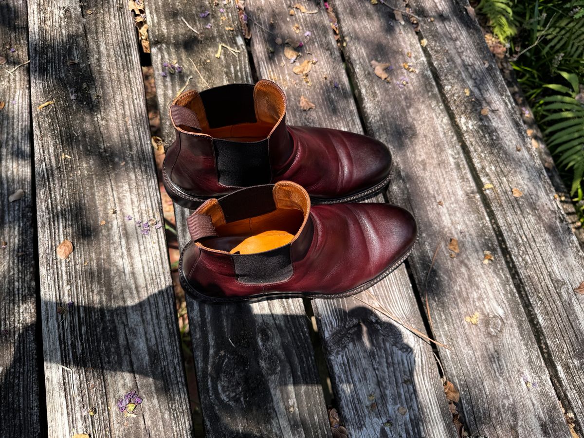 Photo by ShawnParr on August 10, 2024 of the Beckett Simonon Preston Chelsea Boots in Bordeaux.