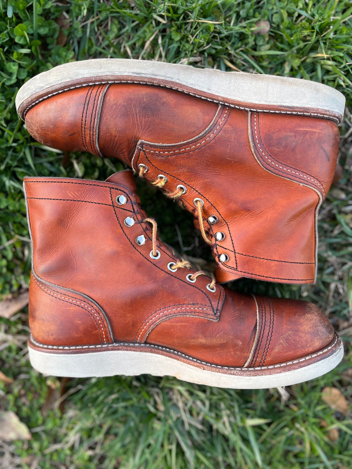 Photo by ethanisalive on February 5, 2023 of the Red Wing Iron Ranger in S.B. Foot Oro Legacy.