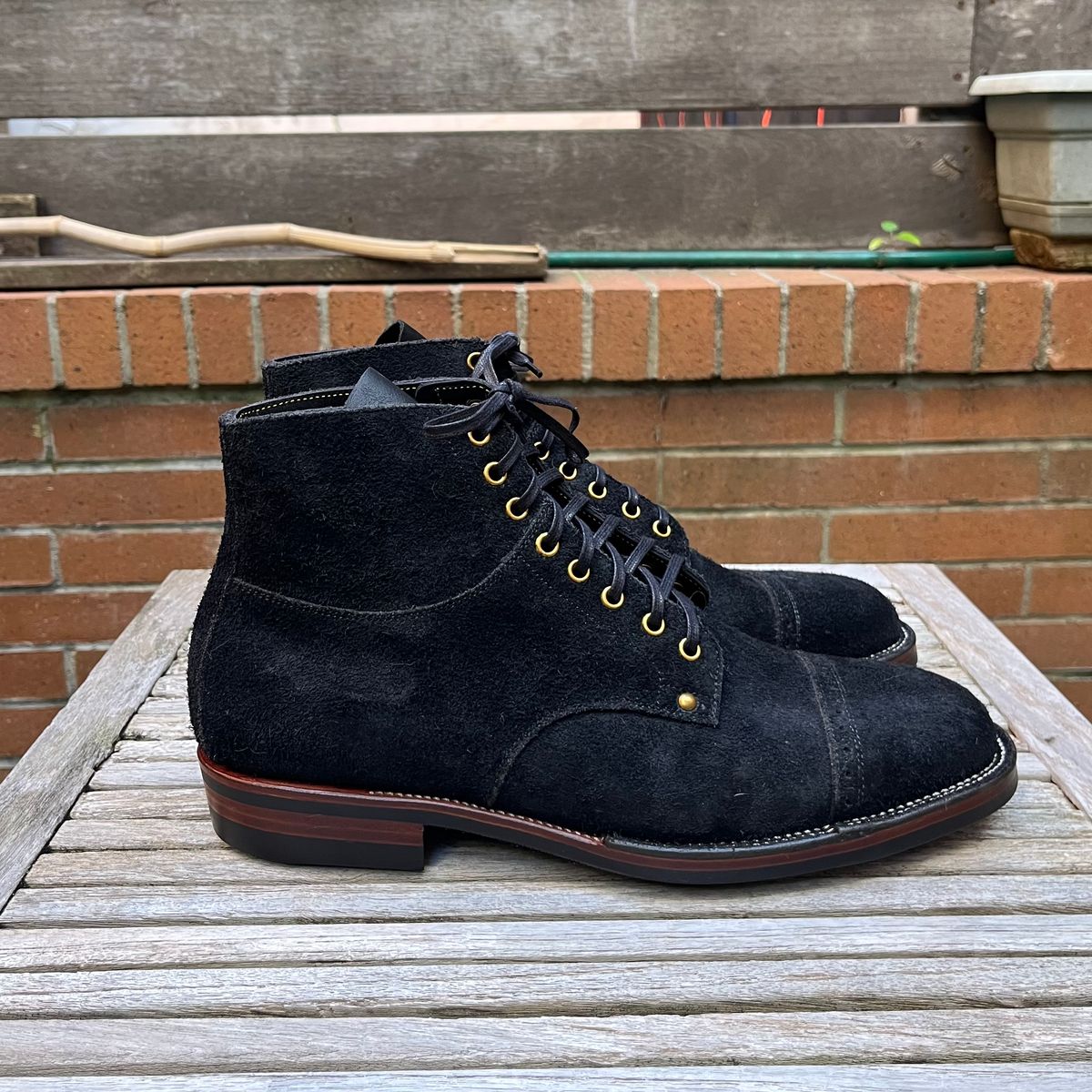 Photo by DesperadoUnderTheEaves on October 3, 2025 of the Iron Boots x Østmo Type 1 in Seidel Mocha Oil Tan Roughout.
