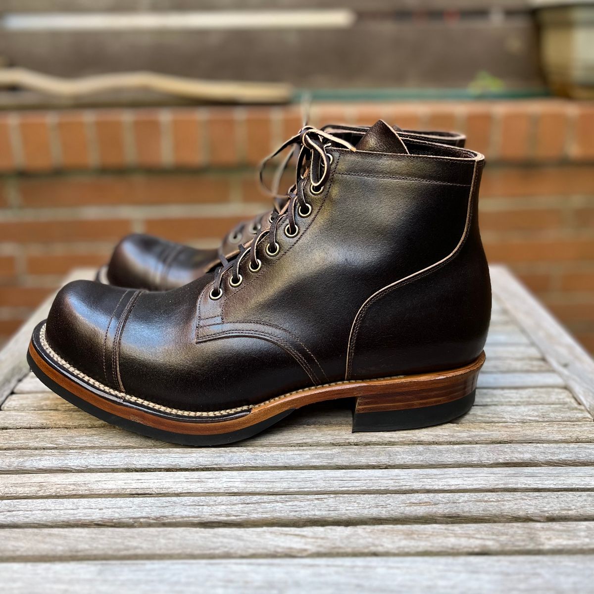 Photo by DesperadoUnderTheEaves on October 2, 2025 of the Viberg Service Boot in Horween Brown Waxed Flesh.