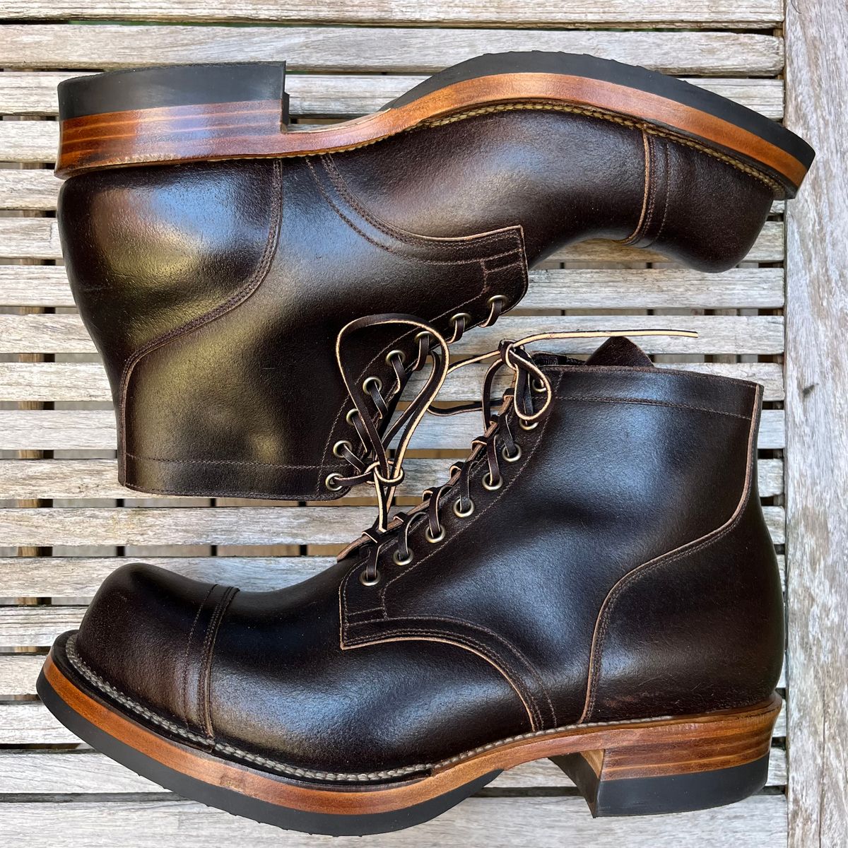 Photo by DesperadoUnderTheEaves on October 2, 2025 of the Viberg Service Boot in Horween Brown Waxed Flesh.