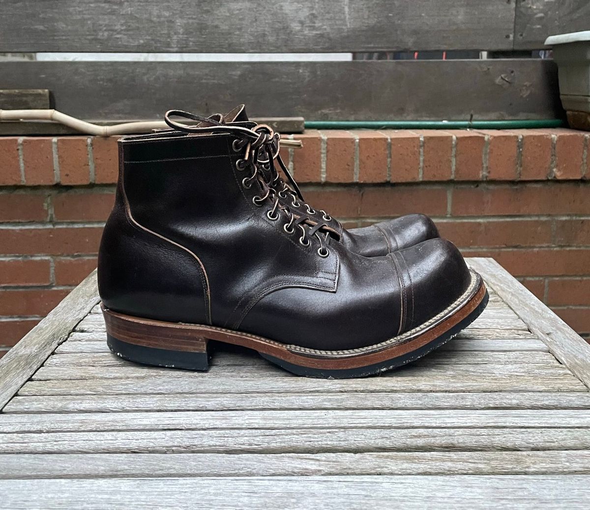 Photo by DesperadoUnderTheEaves on January 3, 2026 of the Viberg Service Boot in Horween Brown Waxed Flesh.