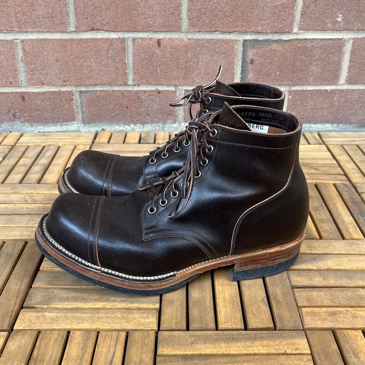 Photo by DesperadoUnderTheEaves on February 3, 2026 of the Viberg Service Boot in Horween Brown Waxed Flesh.