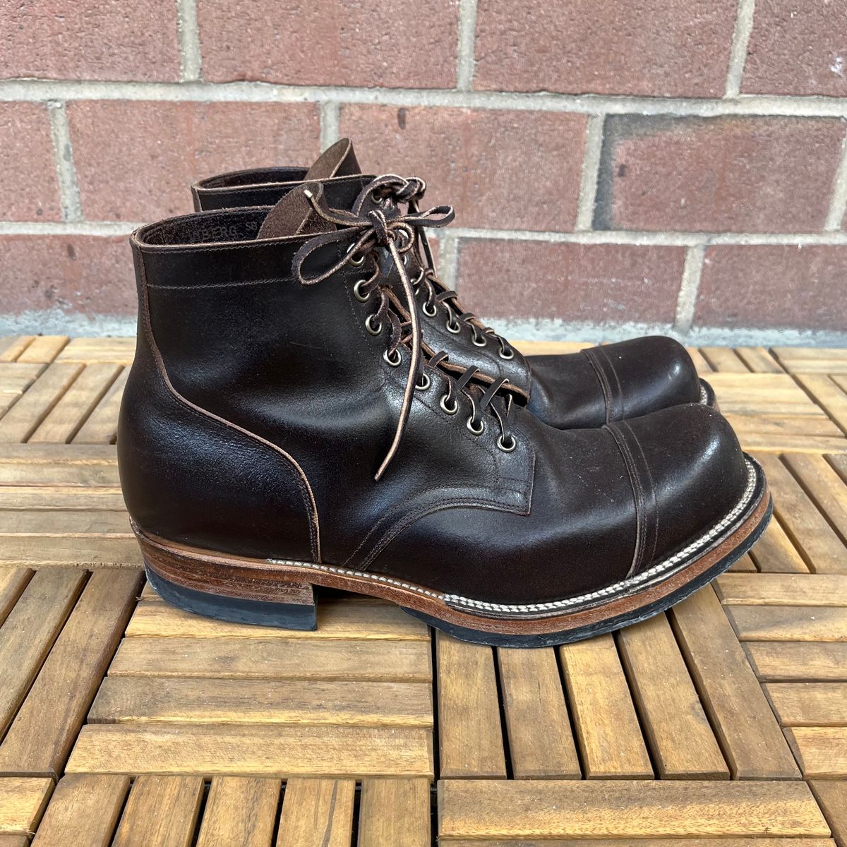 Photo by DesperadoUnderTheEaves on February 3, 2026 of the Viberg Service Boot in Horween Brown Waxed Flesh.