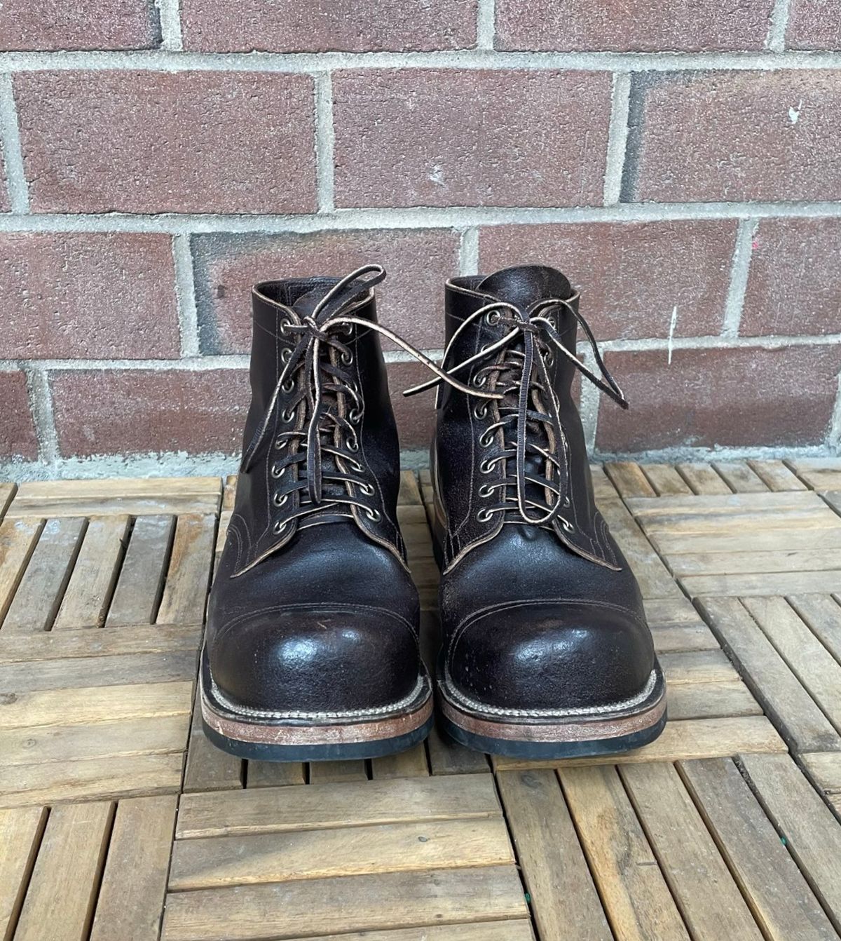 Photo by DesperadoUnderTheEaves on March 6, 2026 of the Viberg Service Boot in Horween Brown Waxed Flesh.