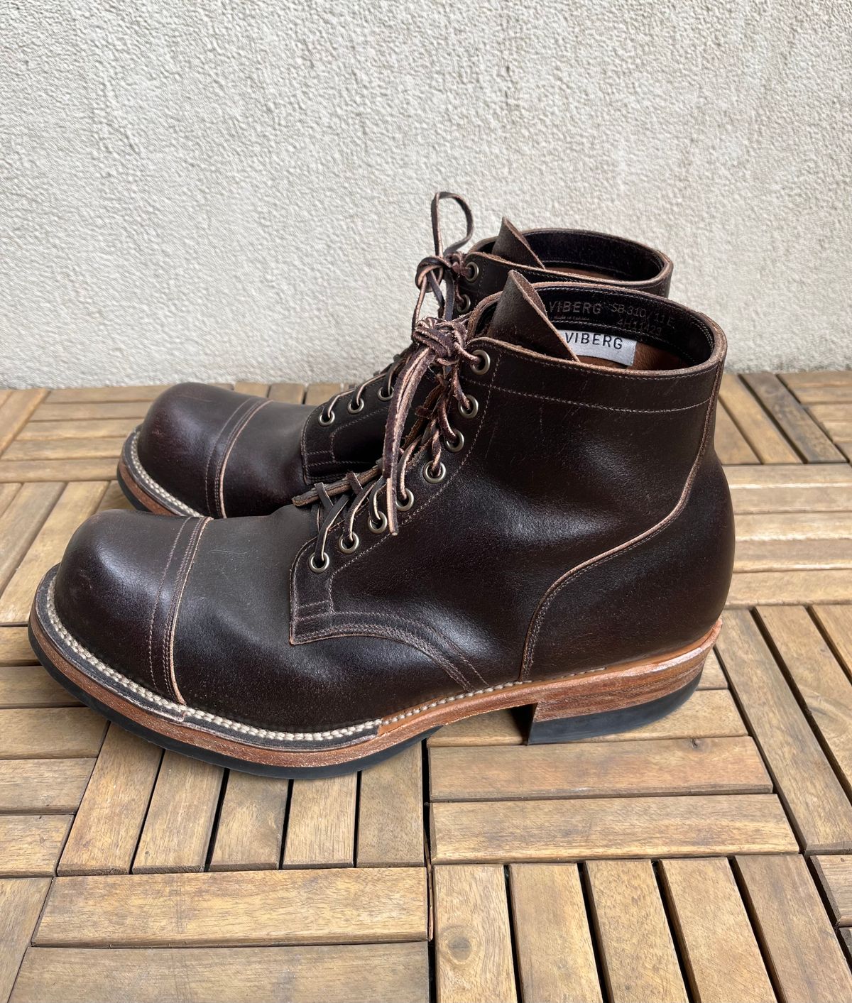 Photo by DesperadoUnderTheEaves on April 5, 2026 of the Viberg Service Boot in Horween Brown Waxed Flesh.