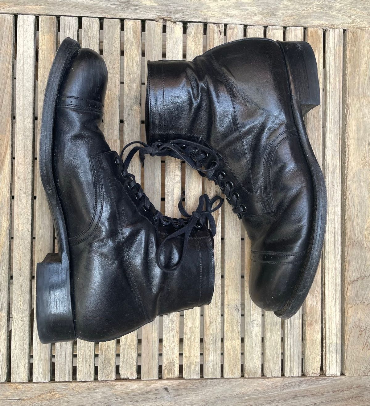 Photo by DesperadoUnderTheEaves on April 5, 2025 of the Black Sign Army Last Mid Cut Dress Boot in Black Kangaroo (Made in Italy).