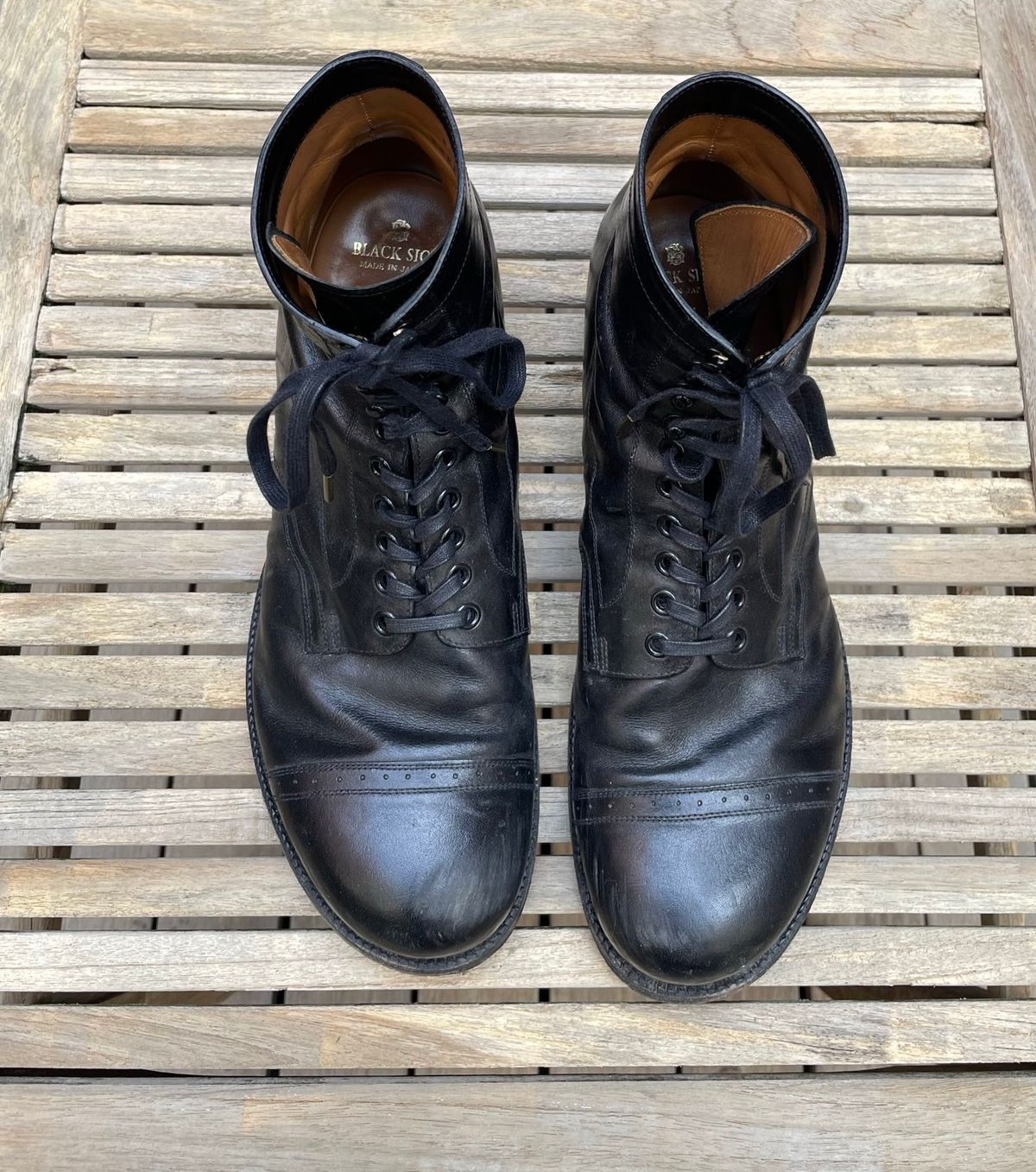 Photo by DesperadoUnderTheEaves on April 5, 2025 of the Black Sign Army Last Mid Cut Dress Boot in Black Kangaroo (Made in Italy).