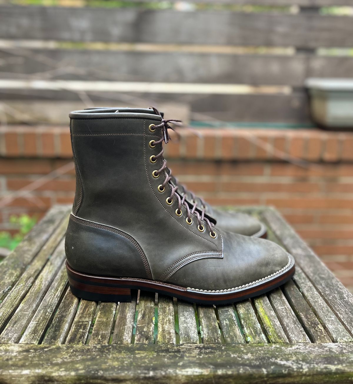 Photo by DesperadoUnderTheEaves on October 4, 2024 of the Onderhoud SVC02 Packer Boot in Maryam Waxed Salvia Horsebutt.