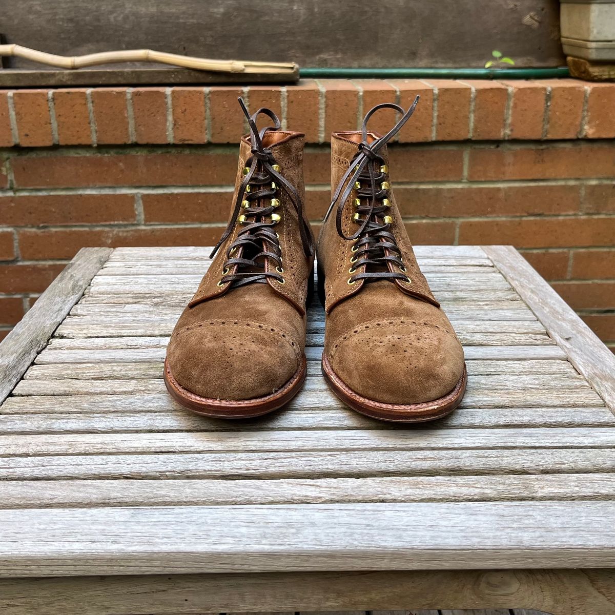 Photo by DesperadoUnderTheEaves on October 2, 2025 of the Alden Wingtip Boot in Snuff Suede.