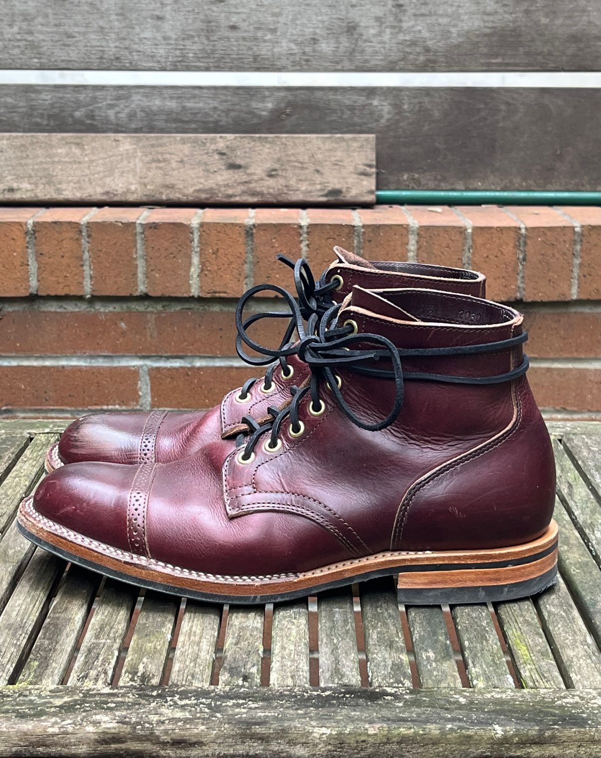 Photo by DesperadoUnderTheEaves on January 5, 2024 of the Viberg Service Boot BCT in Horween Color 8 Chromexcel.