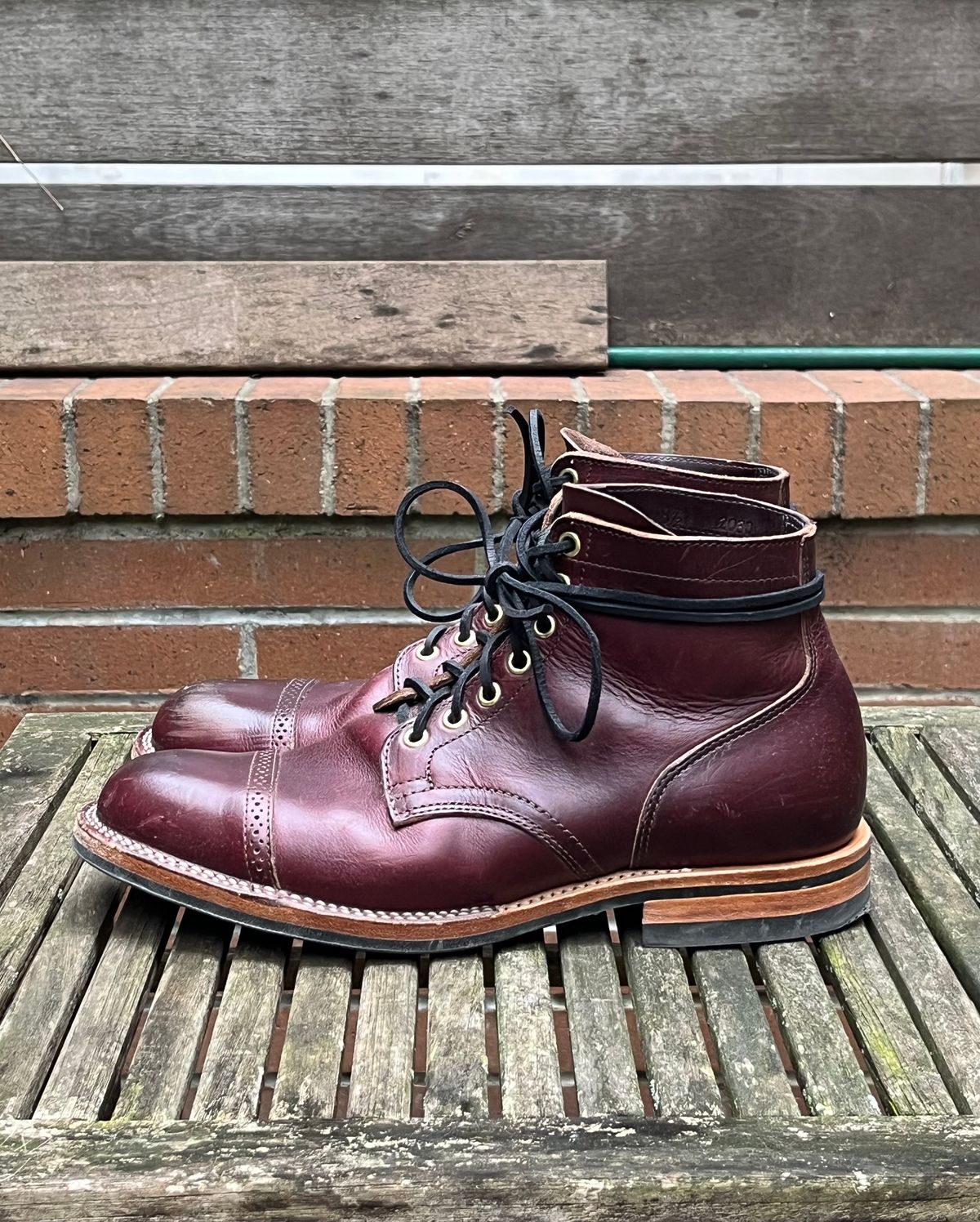 Photo by DesperadoUnderTheEaves on February 1, 2024 of the Viberg Service Boot BCT in Horween Color 8 Chromexcel.