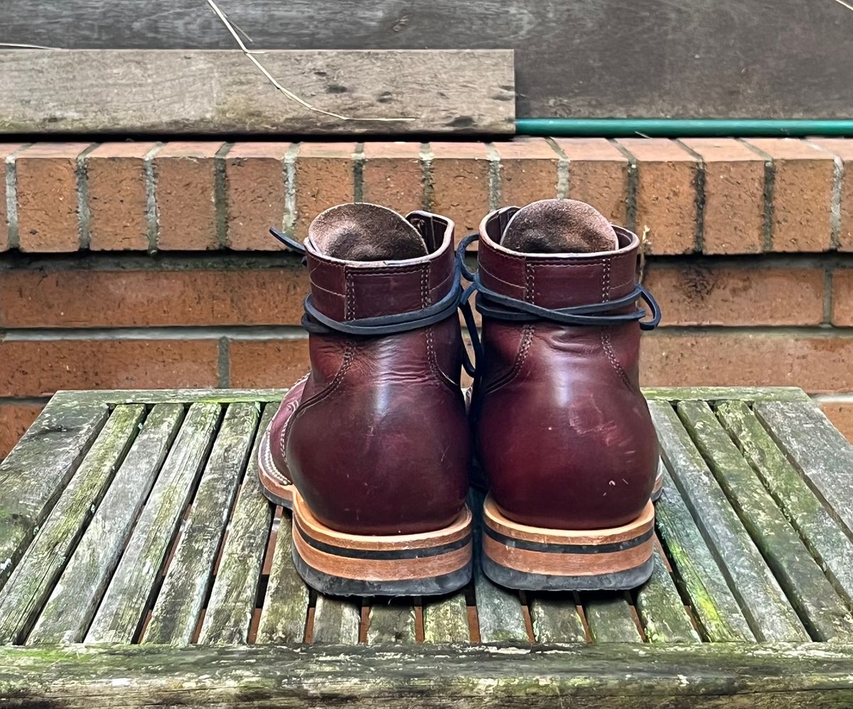 Photo by DesperadoUnderTheEaves on March 3, 2024 of the Viberg Service Boot BCT in Horween Color 8 Chromexcel.