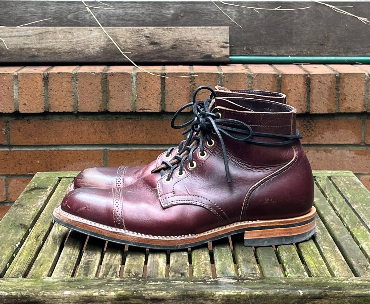 Photo by DesperadoUnderTheEaves on April 6, 2024 of the Viberg Service Boot BCT in Horween Color 8 Chromexcel.