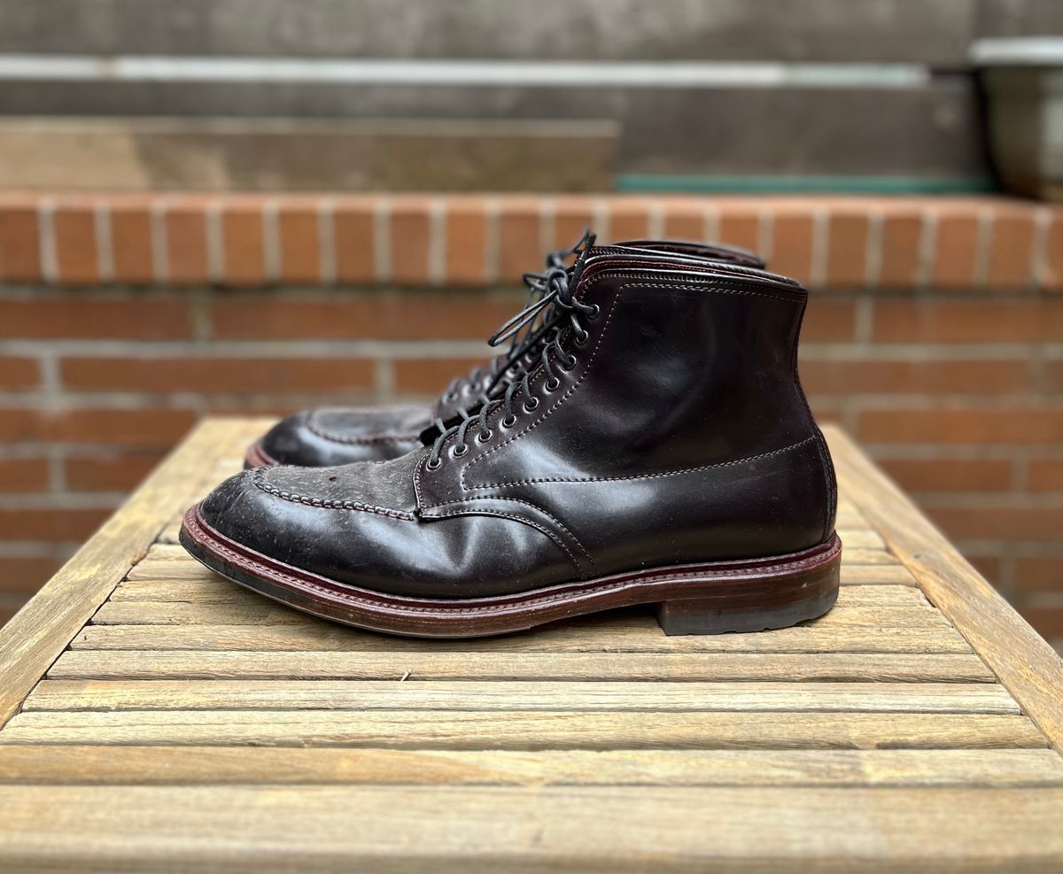 Photo by DesperadoUnderTheEaves on March 5, 2025 of the Alden Indy Boot in Horween Color 8 Shell Cordovan.