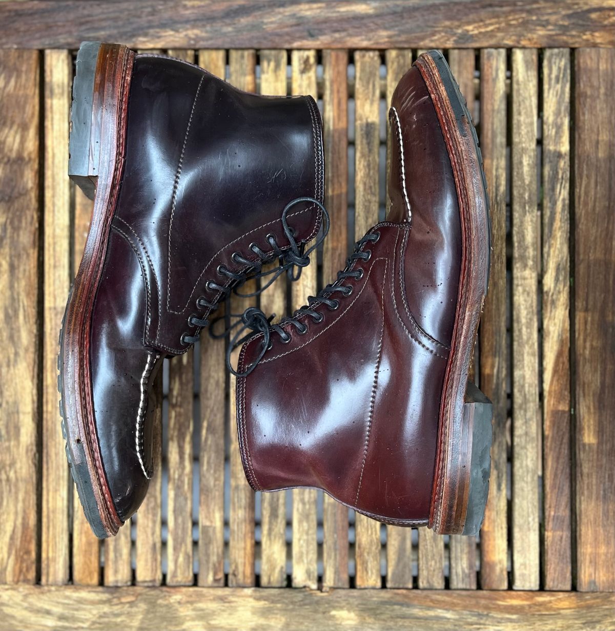 Photo by DesperadoUnderTheEaves on April 5, 2025 of the Alden Indy Boot in Horween Color 8 Shell Cordovan.