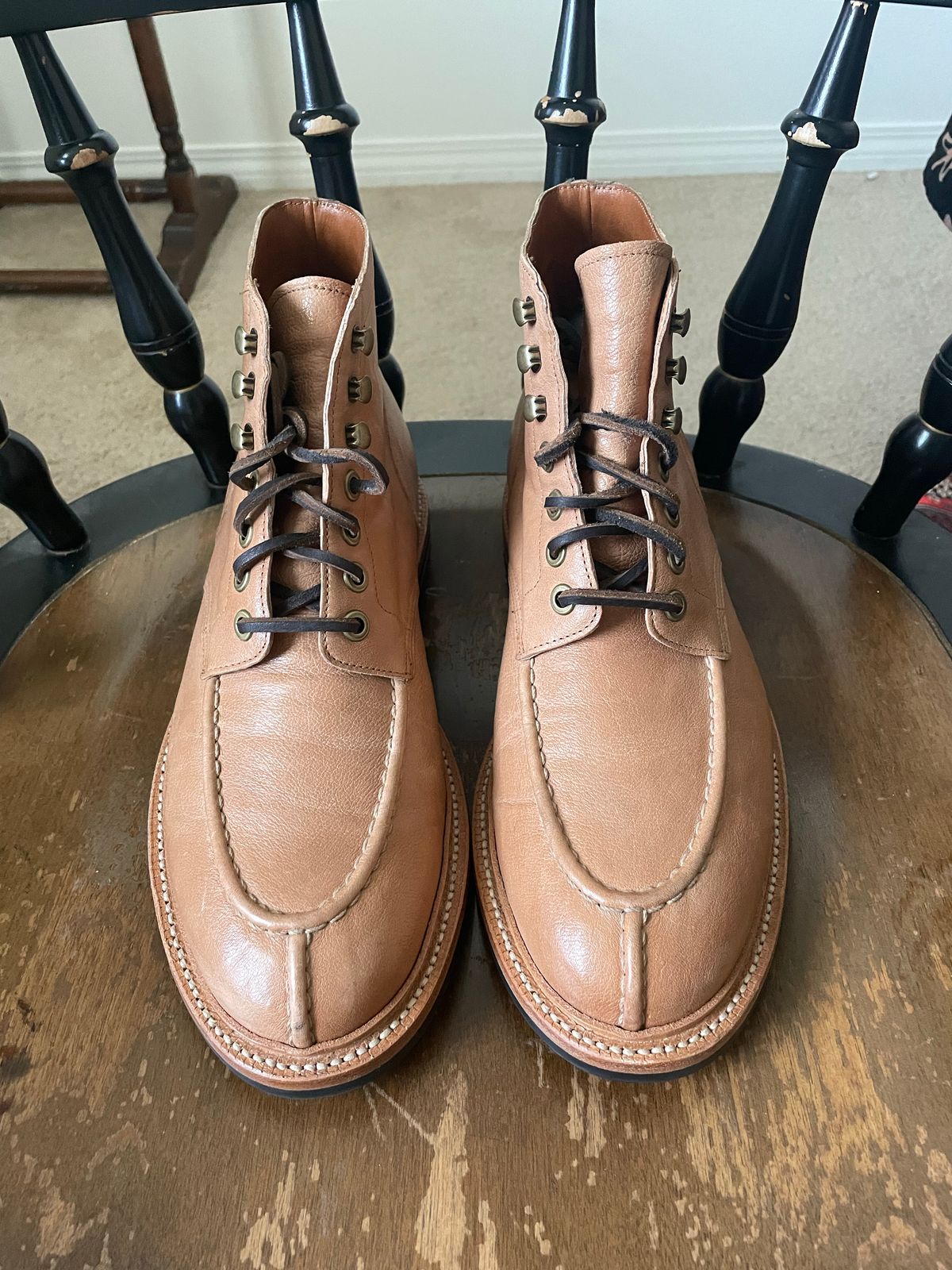 Photo by QuietRyter on October 1, 2022 of the Grant Stone Ottawa Boot in Incas Natural Kangaroo.