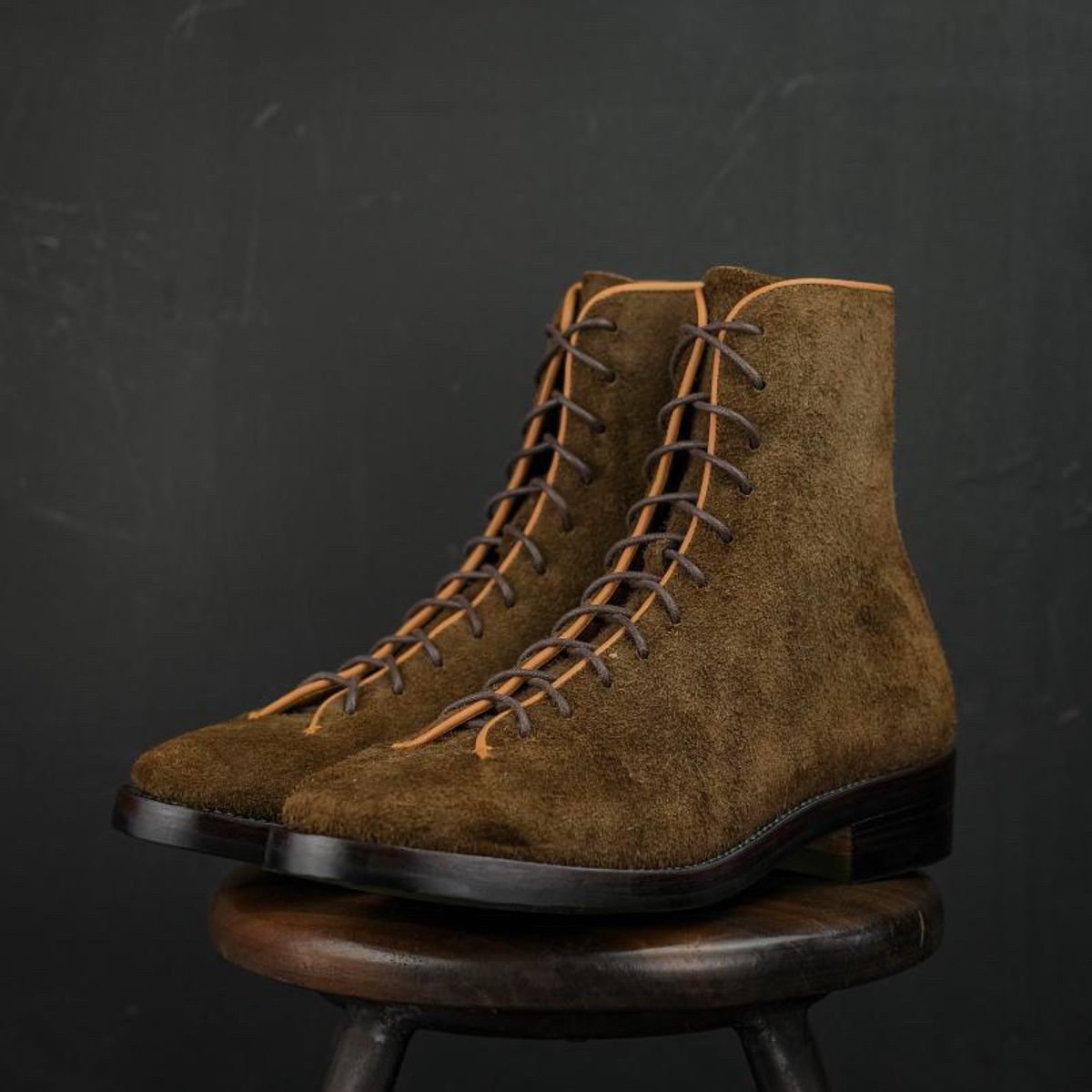 Photo by QuietRyter on November 1, 2023 of the Briselblack The Buck Wholecut Lace to Toe in C.F. Stead Polo Brown Janus Calf Suede.
